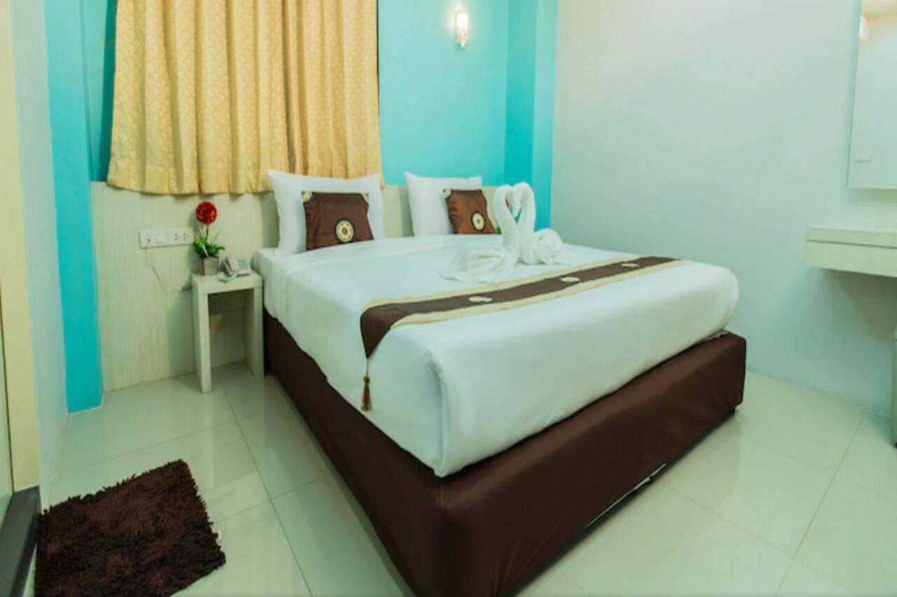 Le Touche Hotel Μπανγκόκ Εξωτερικό φωτογραφία