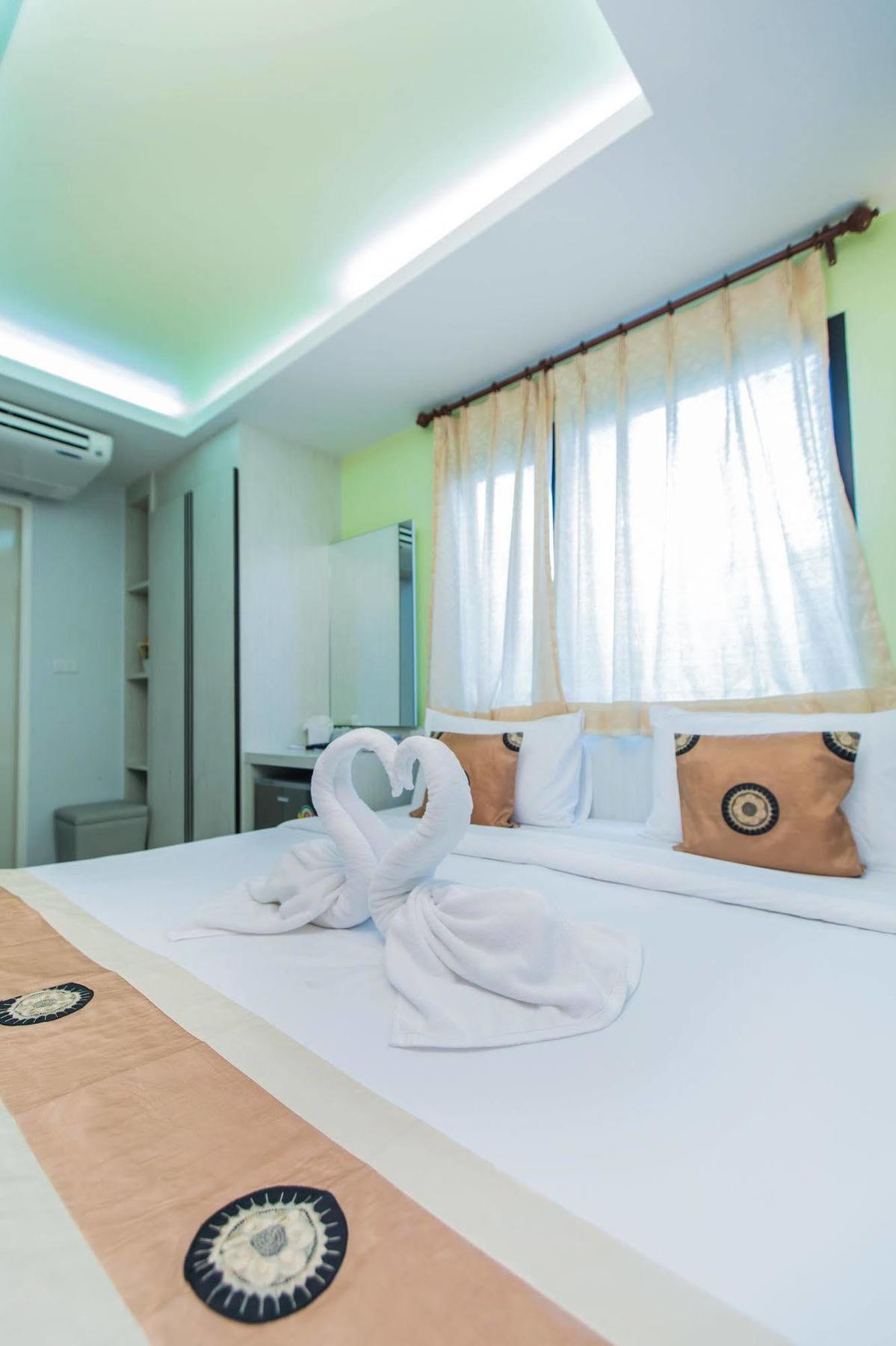 Le Touche Hotel Μπανγκόκ Εξωτερικό φωτογραφία